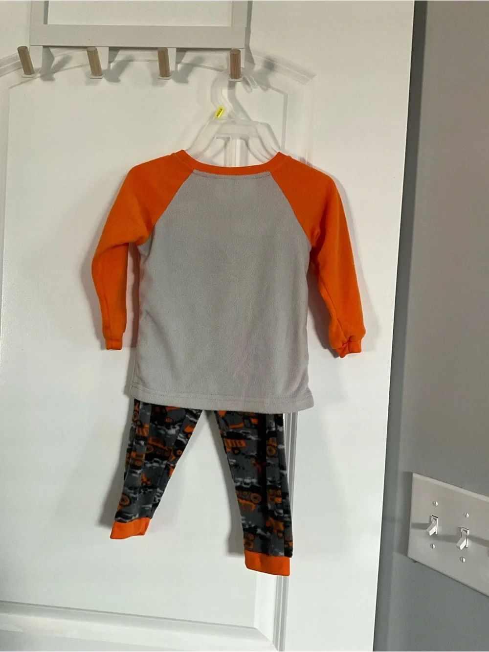 Kidgets Orange & Gray 